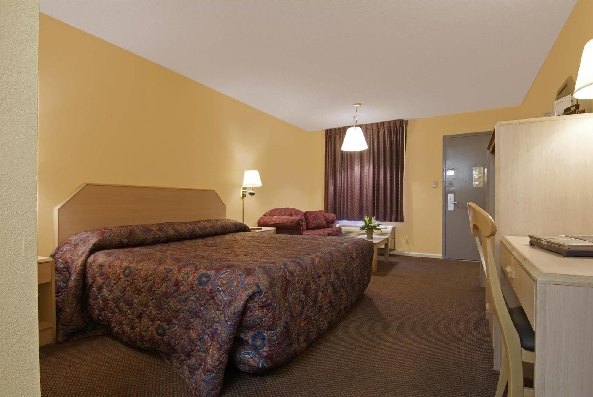 Cabarrus Inn Конкорд Екстериор снимка